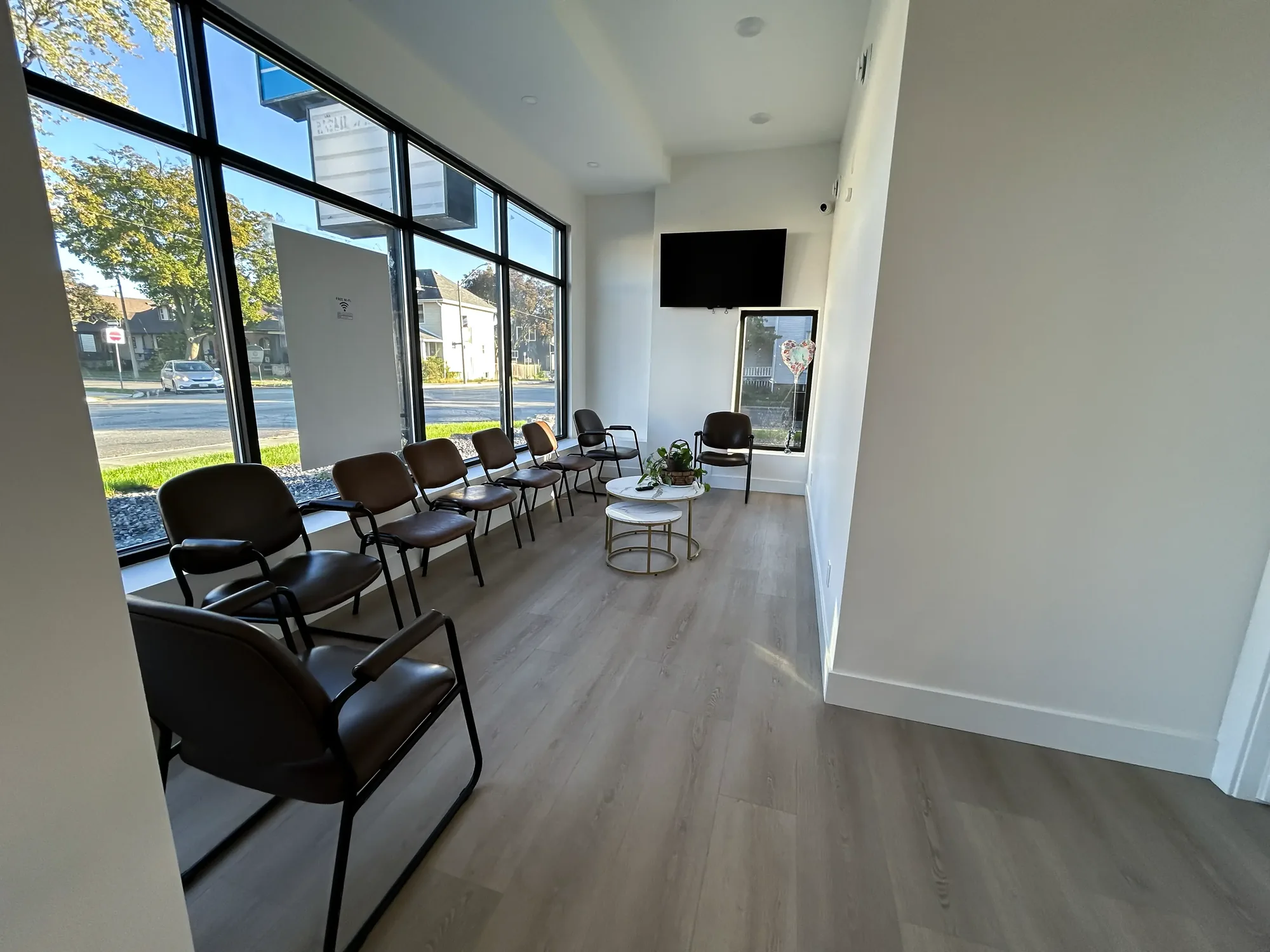 1485 Erie St, Dental Waiting Area